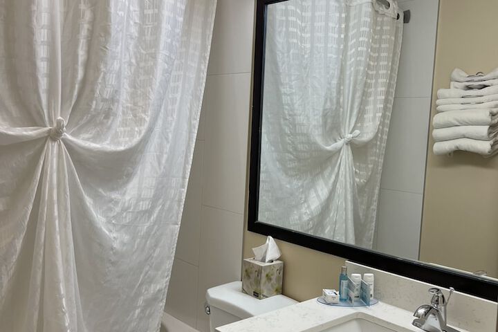 Room 36 of 60