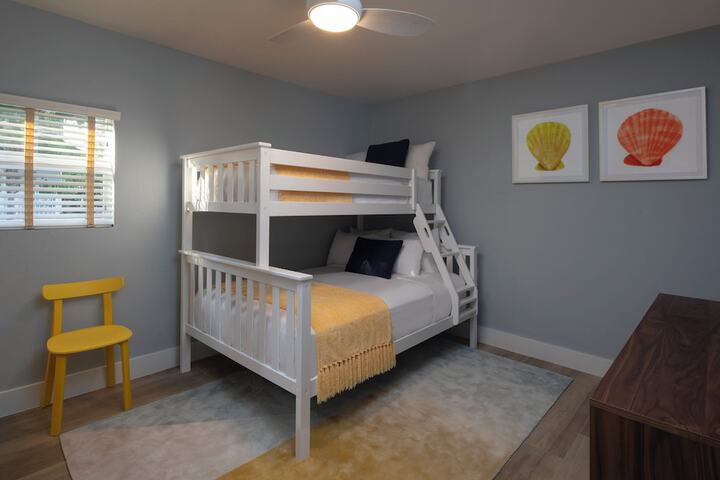 Room 152 of 169