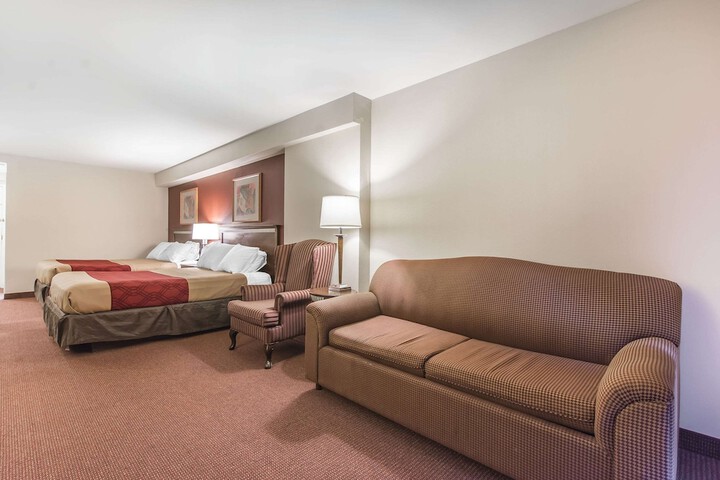 Room 22 of 37
