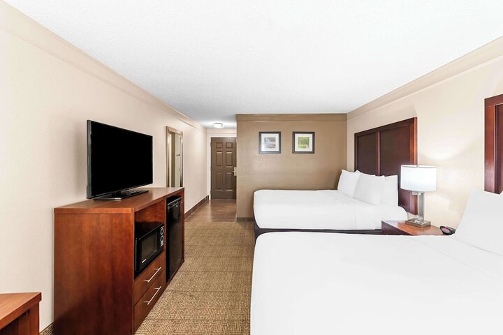 Room 36 of 41