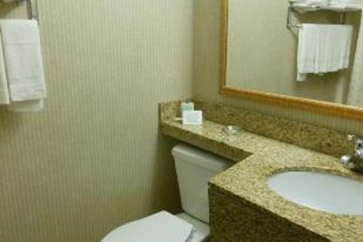 Rodeway Inn Mercer I-80