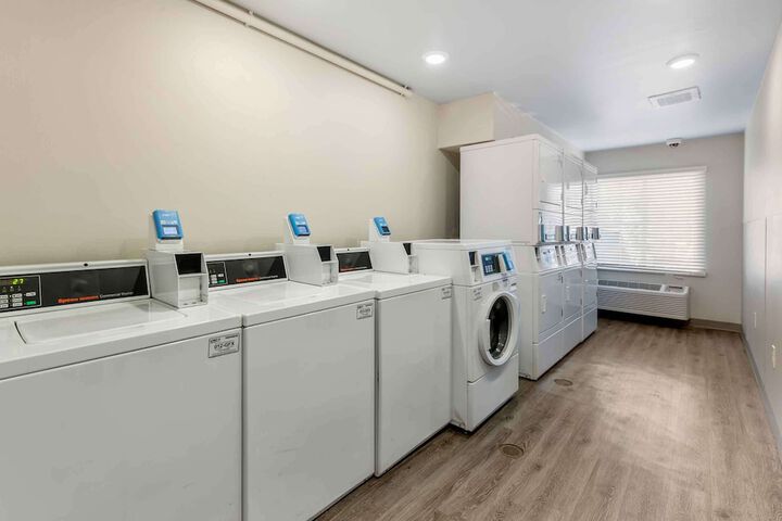 Extended Stay America Select Suites - Orlando - East