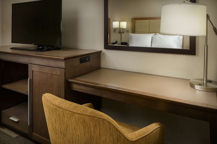 Room 17 of 49