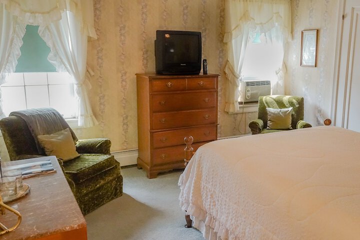 Room 41 of 79