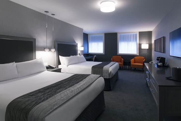 Room 10 of 29