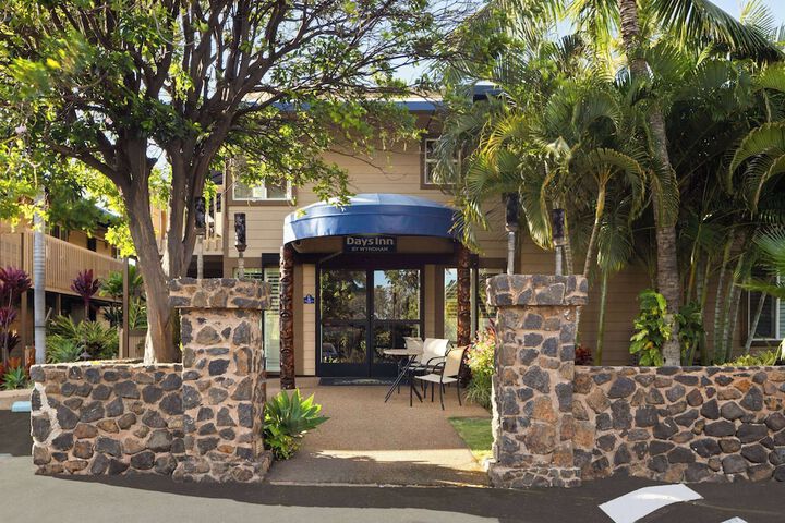 Days Inn by Wyndham Maui Oceanfront