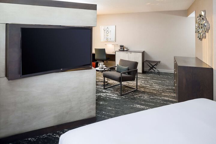 Room 19 of 52