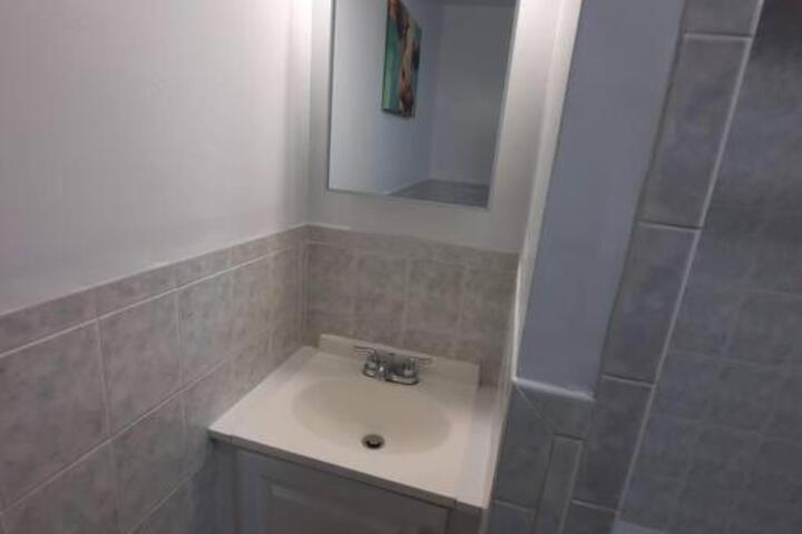 Two Bedroom Private Apt near NYC