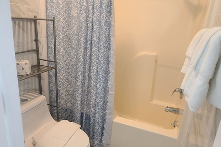 Room 16 of 26