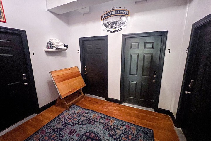 Room 90 of 120
