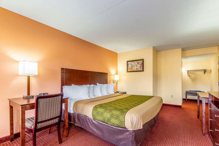 Room 21 of 36