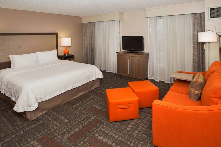 Hampton Inn & Suites Valdosta / Conference Center