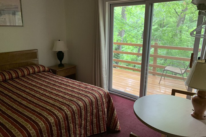 Room 40 of 71