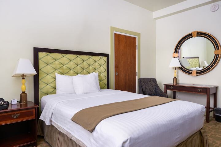 Murray Hotel