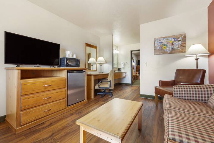 Harmony Inn & Suites