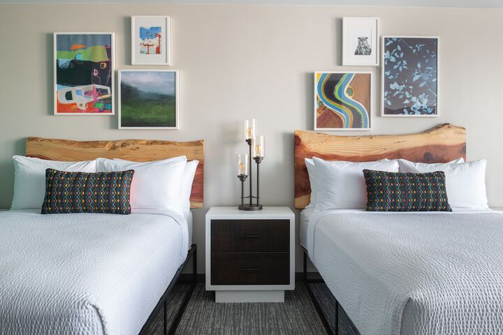 Room 32 of 55