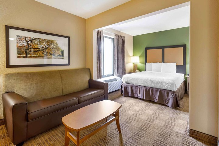 Room 26 of 29