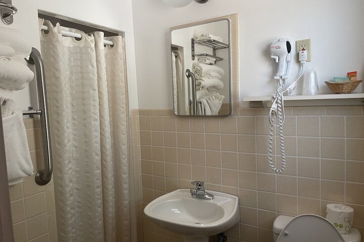 Room 41 of 48