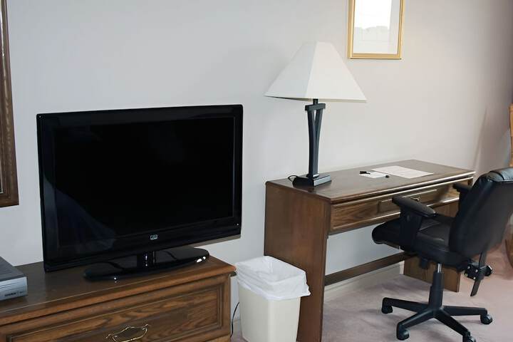 Room 8 of 29