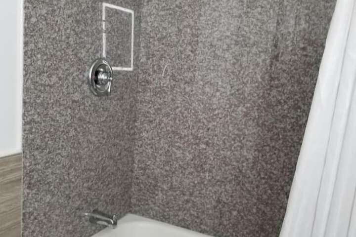 Room 7 of 24