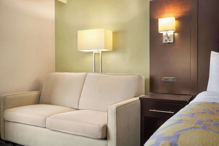 Baymont by Wyndham Georgetown / Lexington North