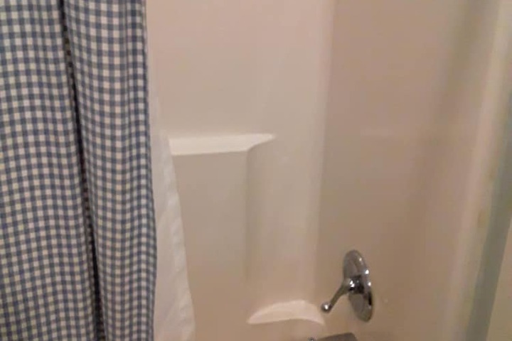 Room 25 of 63