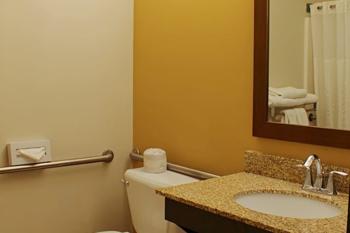 Room 14 of 25