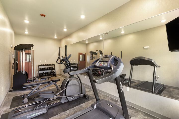 Cobblestone Hotel and Suites Janesville
