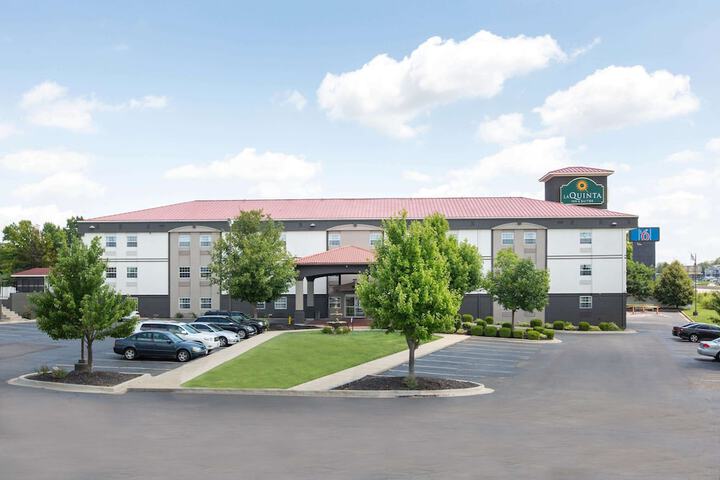 Hotel 1 of 34