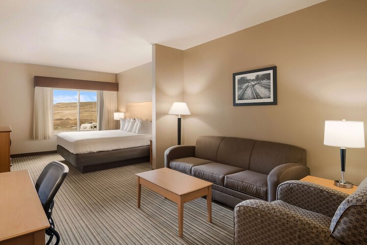 Room 9 of 28