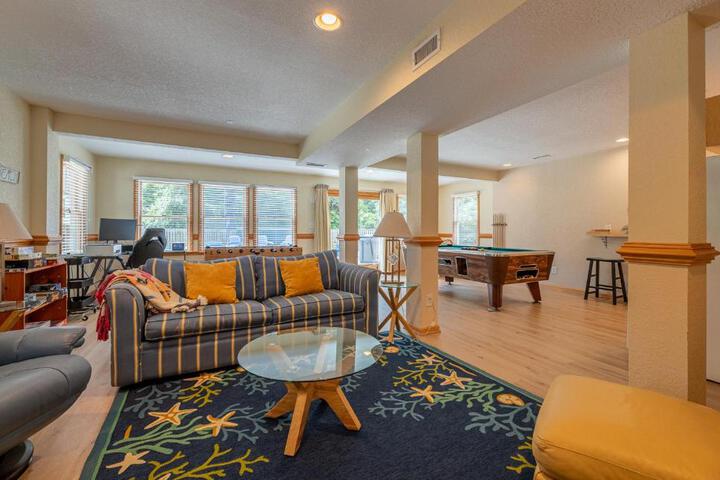Climate Change - Duck Sea Tern, Oceanside, 280 Yds to Beach, Pool, Hot Tub, Pets OK