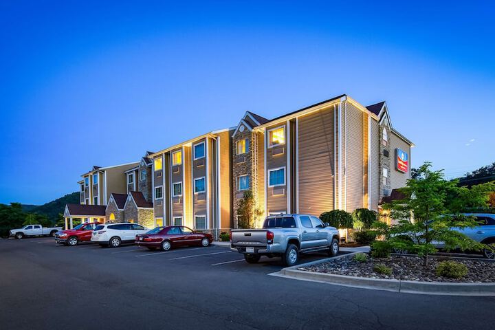 Hotel 2 of 24