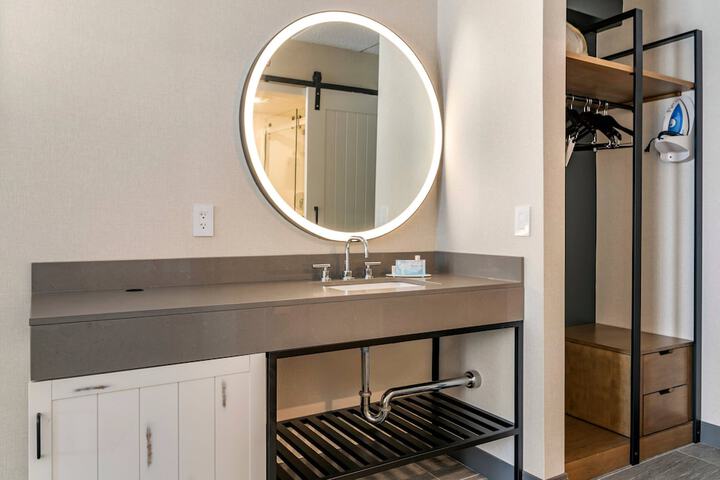 Fairfield by Marriott Inn & Suites Providence Airport Warwick