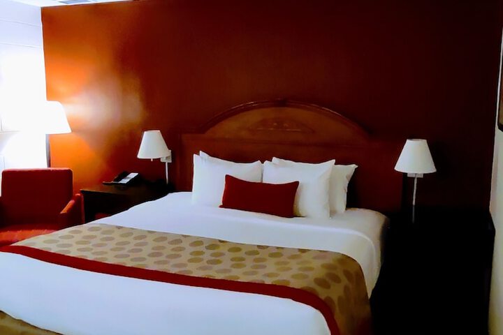 Room 21 of 90