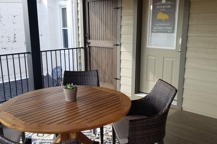 2nd St. Loft