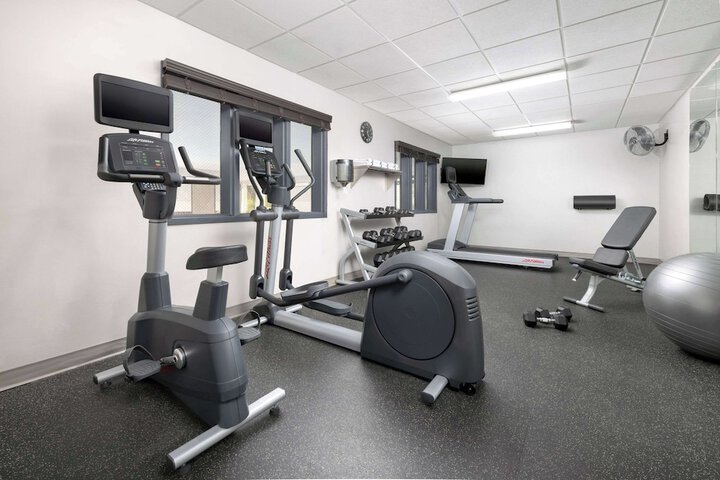 Country Inn & Suites by Radisson Big Flats (Elmira), NY