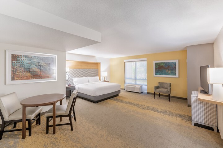 Room 20 of 39