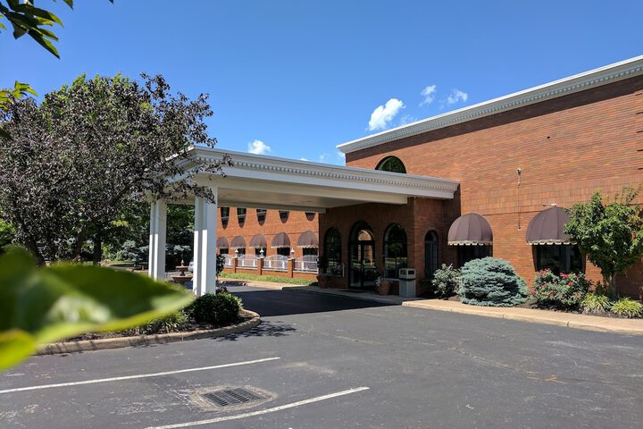 South Shore Inn