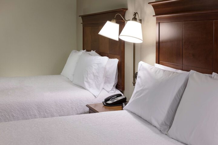 Room 12 of 34