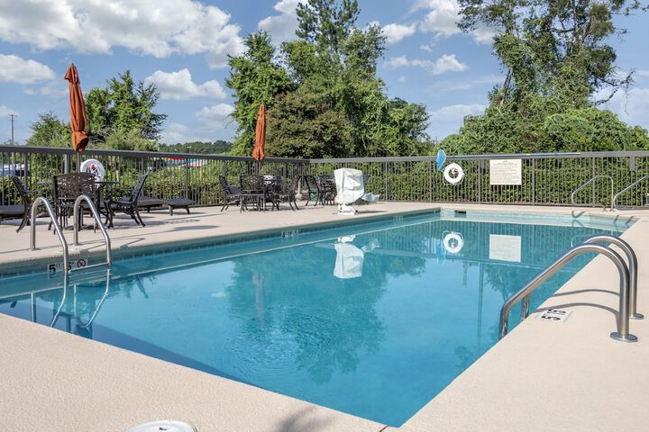 Pool 2 of 34