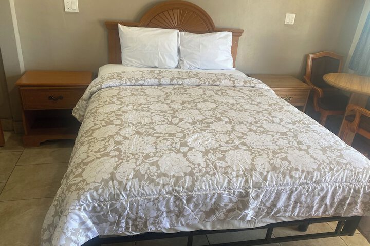 Room 15 of 23