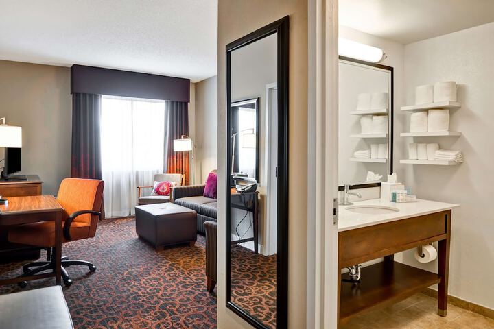 Room 30 of 49