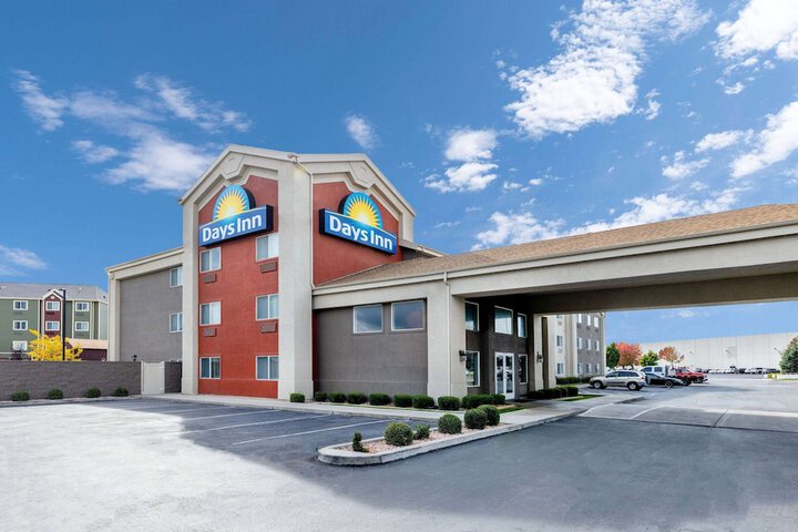 Hotel 3 of 57