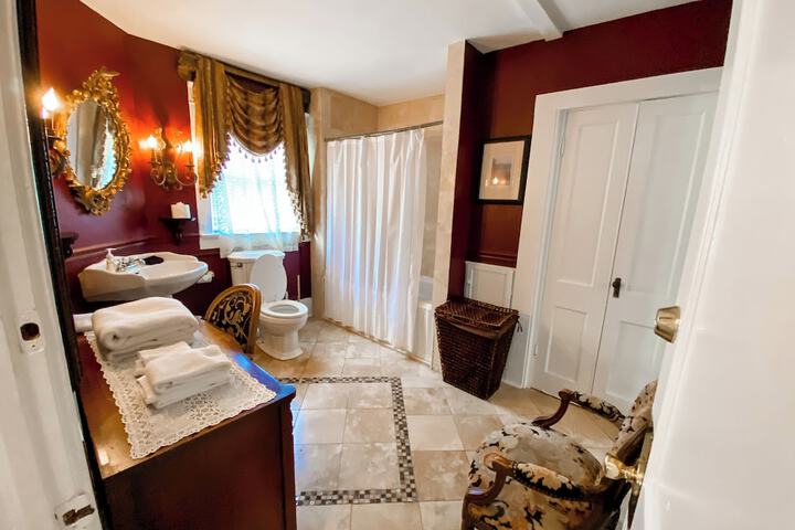 Park Place Inn and Cottages