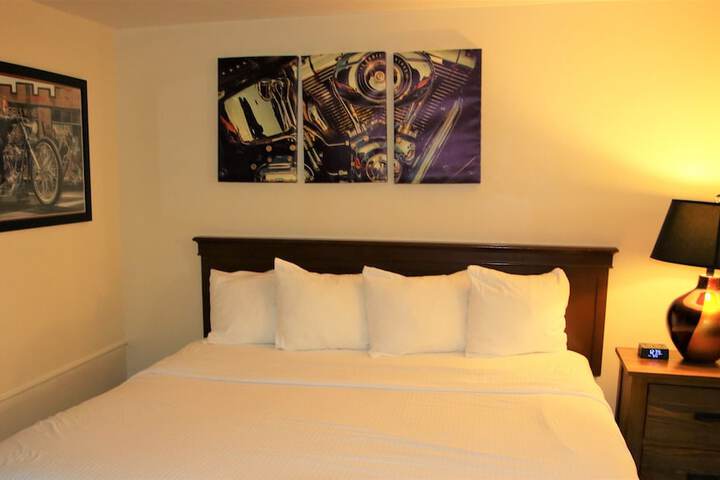 Room 10 of 51