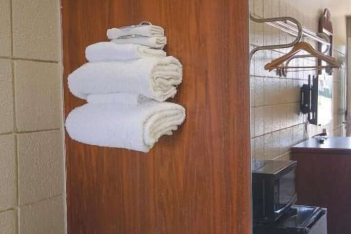 Room 22 of 28