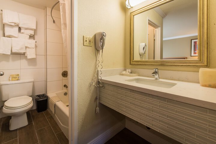 Room 42 of 50