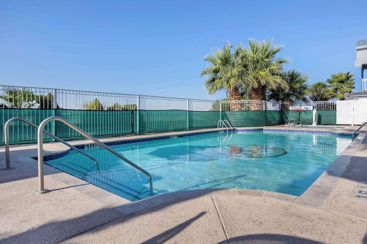 Pool 4 of 40