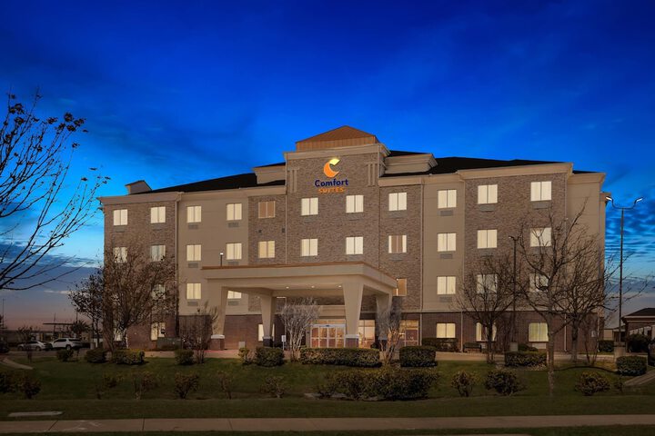 Comfort Suites Waxahachie - Dallas
