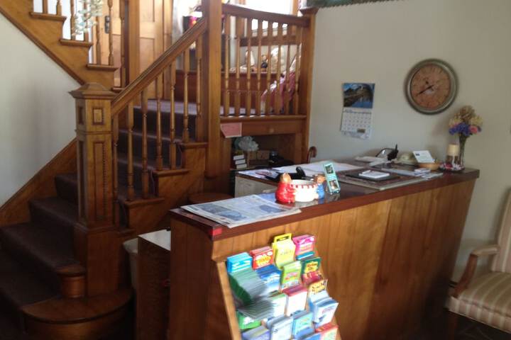 Northern Peaks Motor Inn